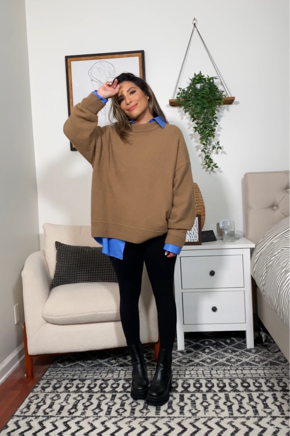 Exact button down is from Zara, sweater is old from H&M, booties are from Miss Lola. Linked alternative pieces 💙🤎