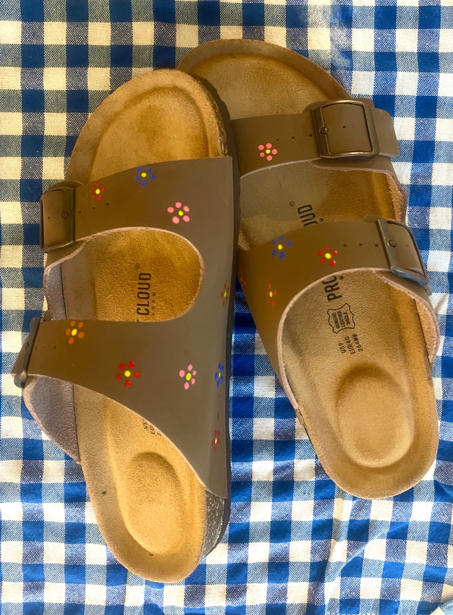 DIY flower summer slides 🌼

#LTKSeasonal #LTKFindsUnder50 #LTKShoeCrush