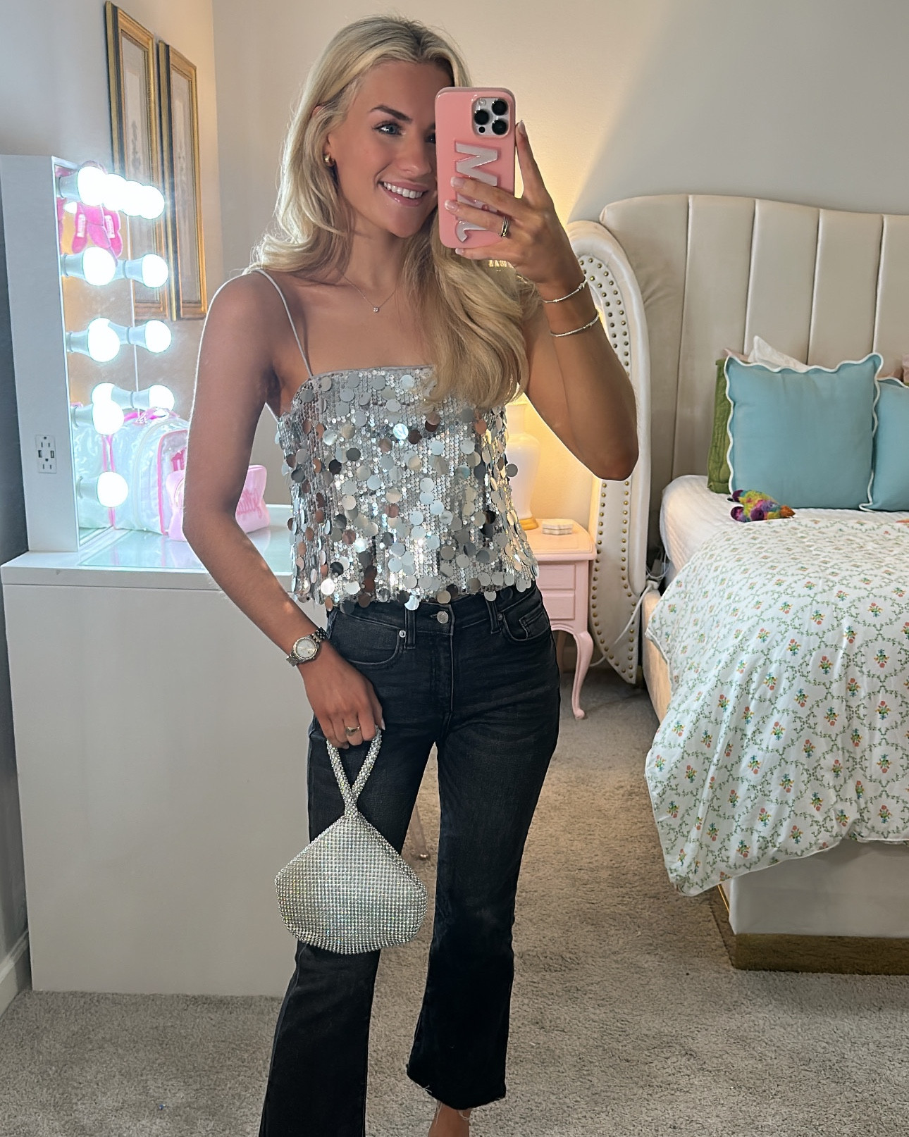 Sparkle sparkle for the new year! 🎆🎇 This top is so unbelievably fun, it was a must add to my closet 🤩

#LTKFindsUnder100 #LTKSeasonal #LTKHoliday