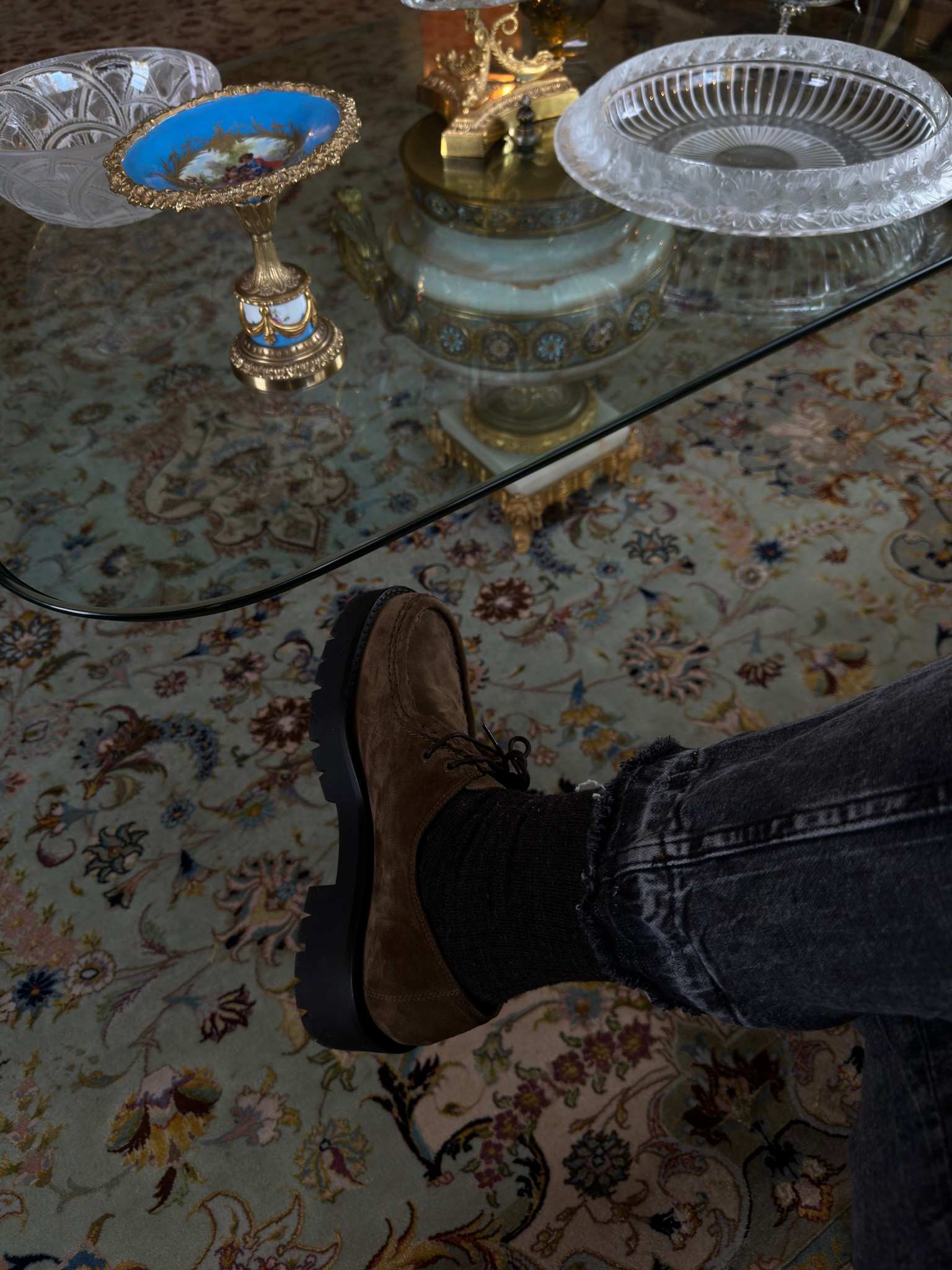 Persian carpets & suede shoes 