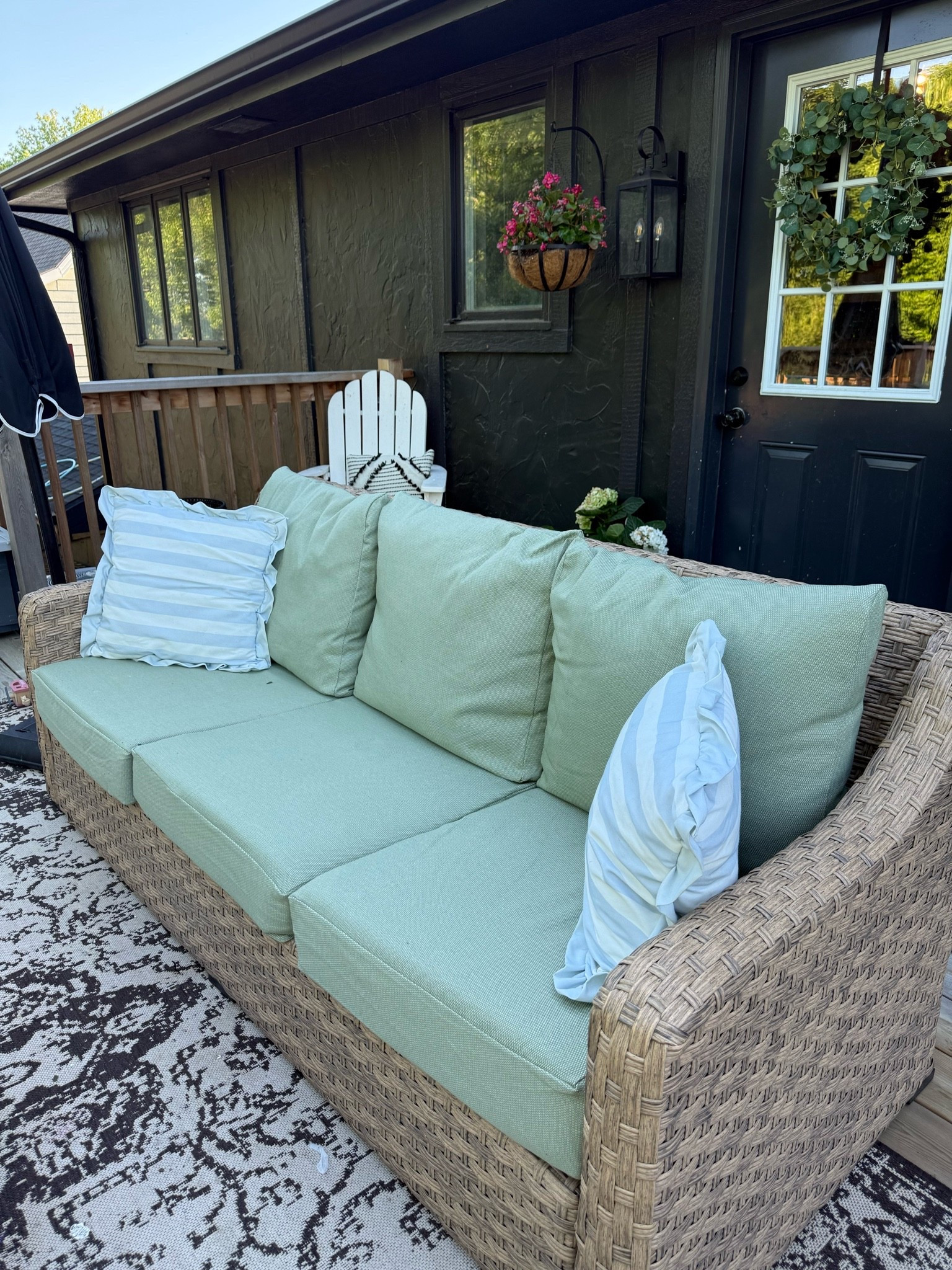 Upgraded the patio cushions and I LOVE the color.

#LTKSeasonal
