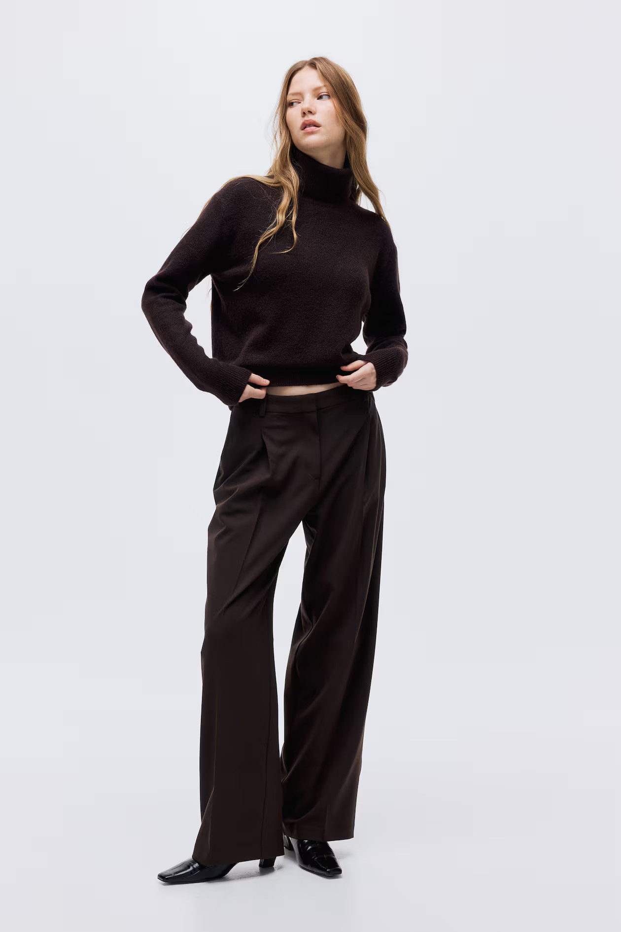 Elegante Hose mit weitem Bein | H&M (DE, AT, CH, NL, FI)