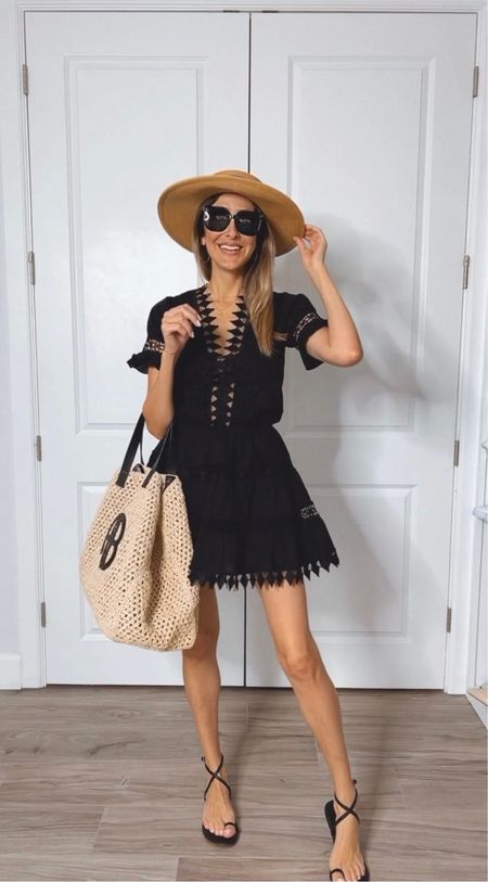 Beautiful vacation outfit 
So stylish and the perfect look for the beach 
Fits true to size 
Im wearing a size small 

#LTKshoecrush #LTKitbag #LTKstyletip
