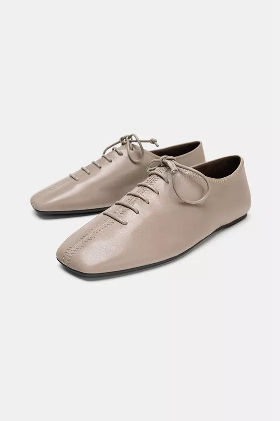 LEATHER LACE-UP FLAT SHOES | Zara UK