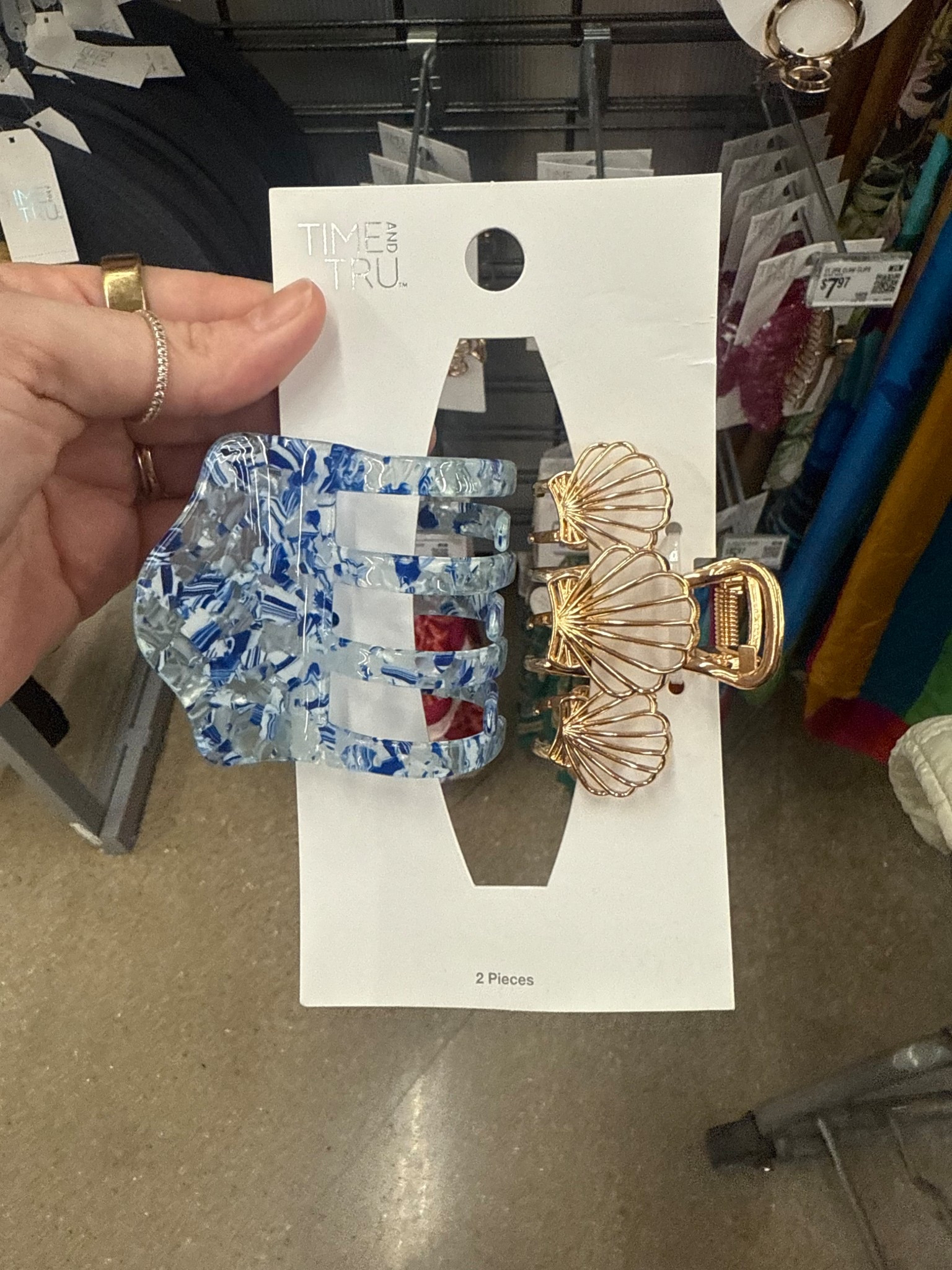 Super cute claw clips from Walmart - perfect for a beach summer vacationn

#LTKSwim #LTKTravel #LTKSeasonal