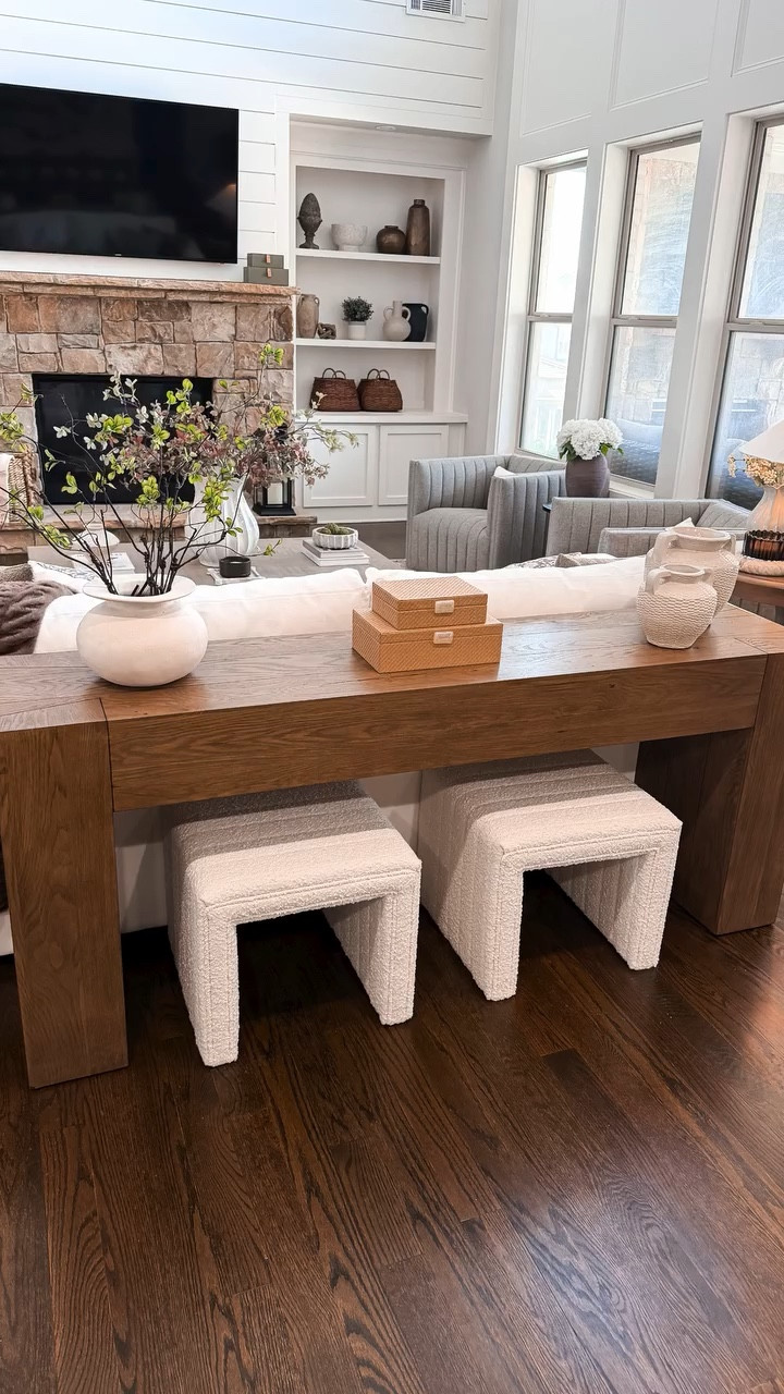 Sometimes the designer pieces we love come with a designer price tag.

I had been eyeing a very similar sofa table from Pottery Barn that was over $2,500… but ended up finding this gorgeous one from @birchlane for over $800 less.

The chunky reclaimed wood and oversized dovetail details give it that handcrafted look I love — and it instantly elevated our living room.

Proof that you don’t always need the designer price tag to get the designer look.


#designerlookforless
#livingroomdecor
#consoledecor
#neutralhome
#birchlane

#LTKHome