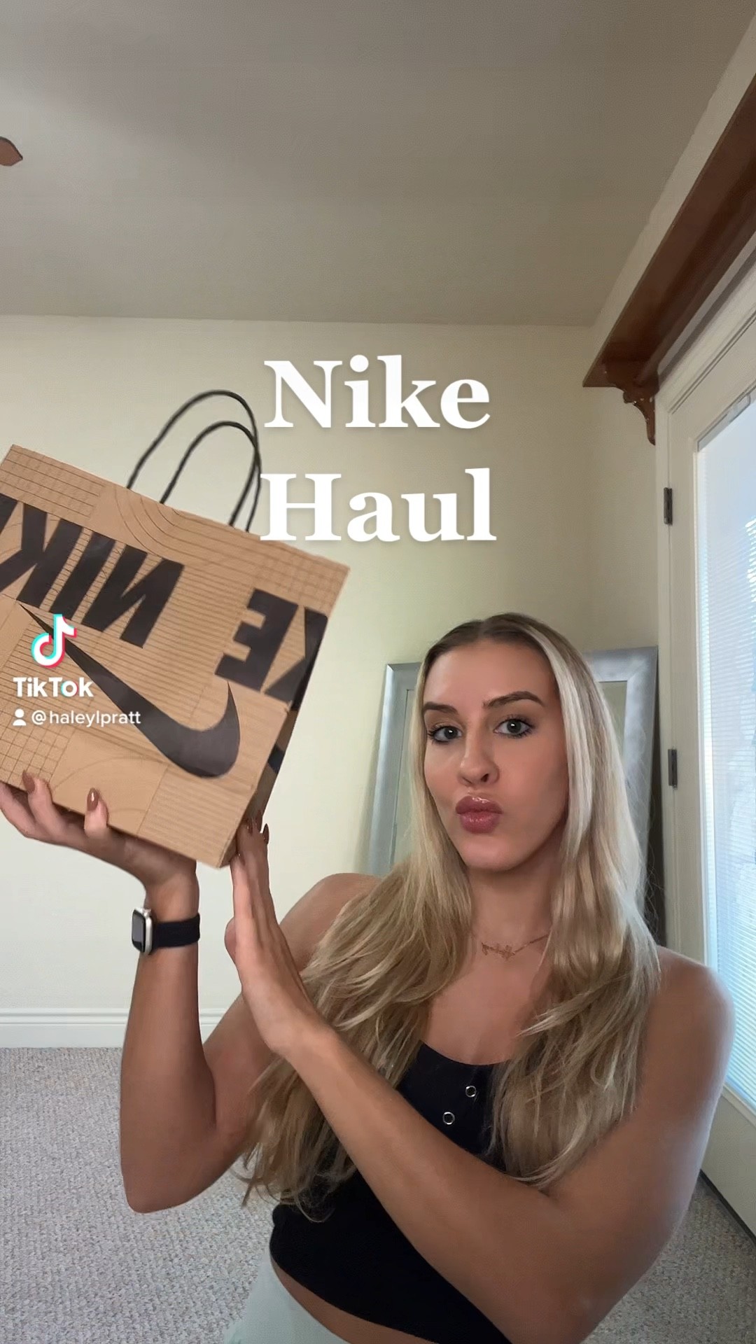 Cutest new release from Nike!! #nike #loungewear #nikehaul

#LTKfit #LTKunder100 #LTKstyletip