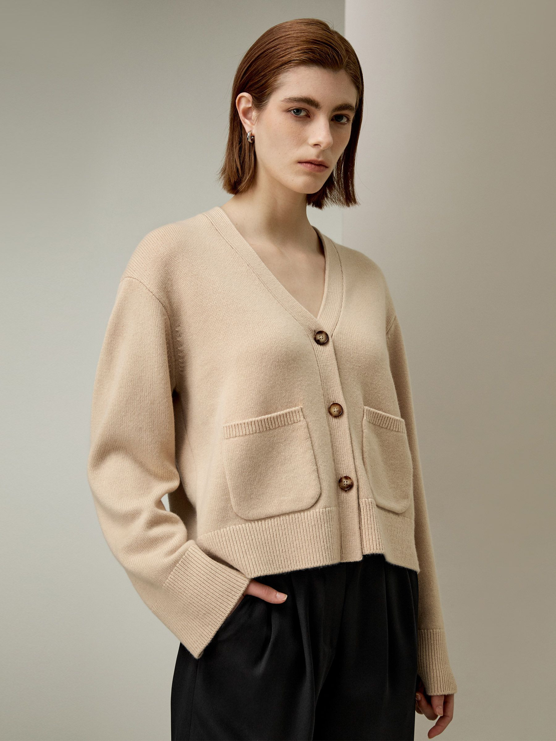 Cropped Wool-Cashmere Blend Cardigan | LilySilk