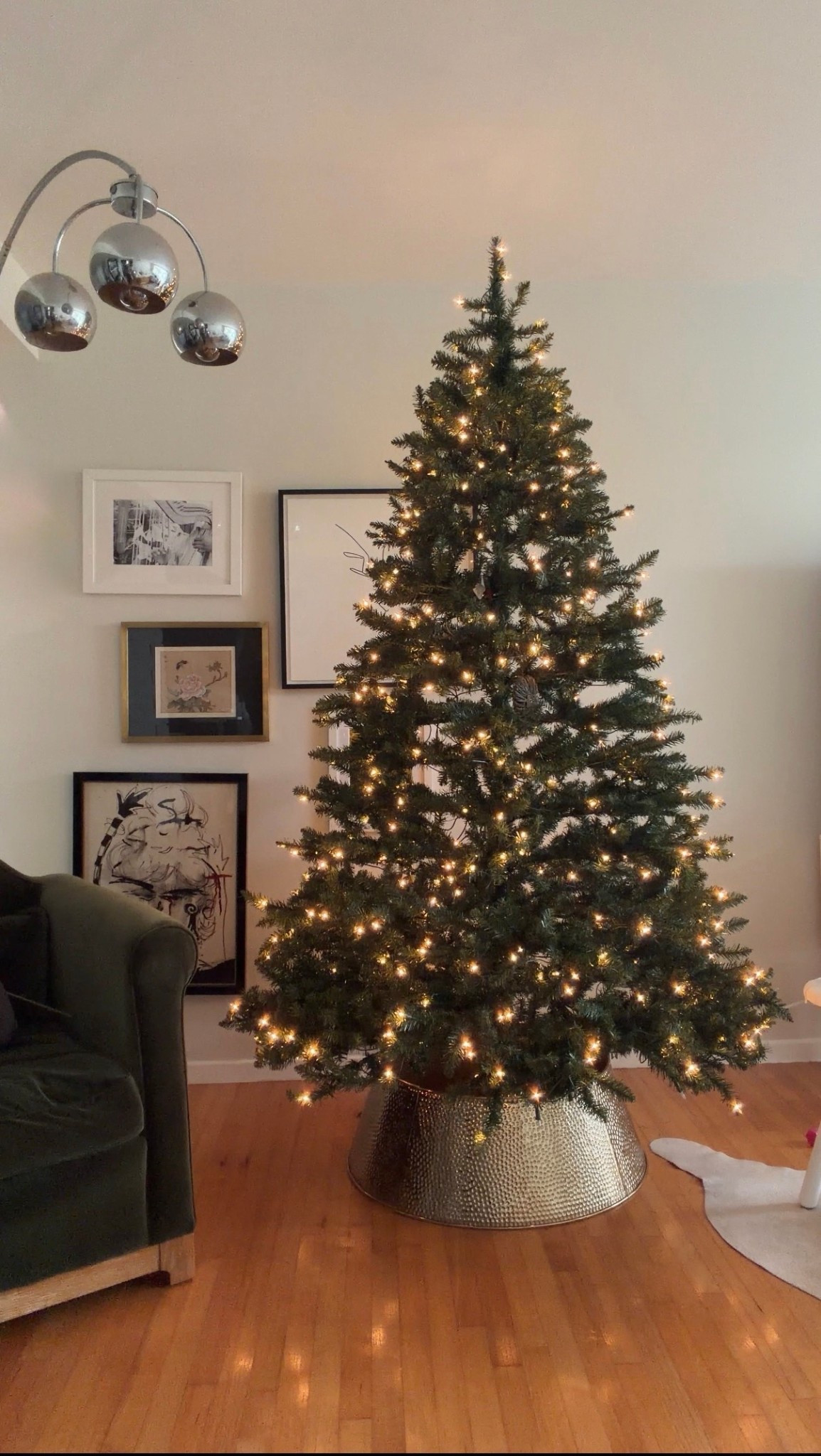 Holiday decor ideas! What I do in my own home


#LTKGiftGuide #LTKSeasonal #LTKHoliday