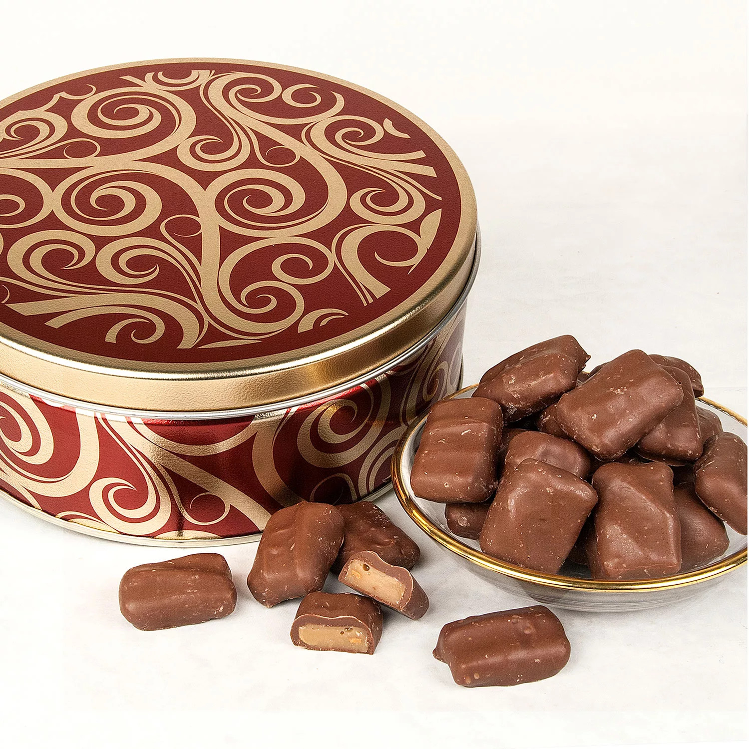 Milk Chocolate Toffee Bites Gift Tin, 26 oz. | Sam's Club