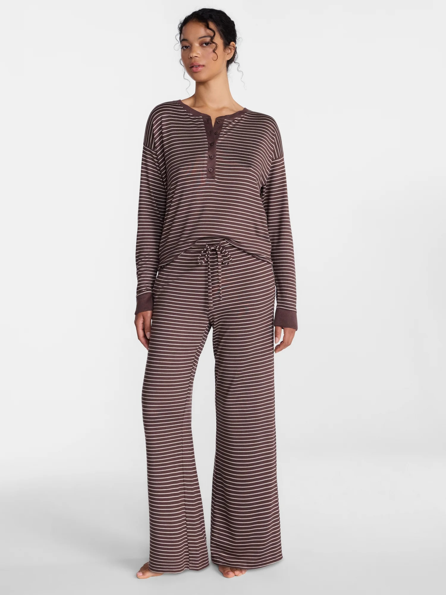 Joyspun Women's Cozy Lounge Collection Hacci Henley Top and Pants, 2-Piece Pajama Set, Sizes XS-3... | Walmart (US)
