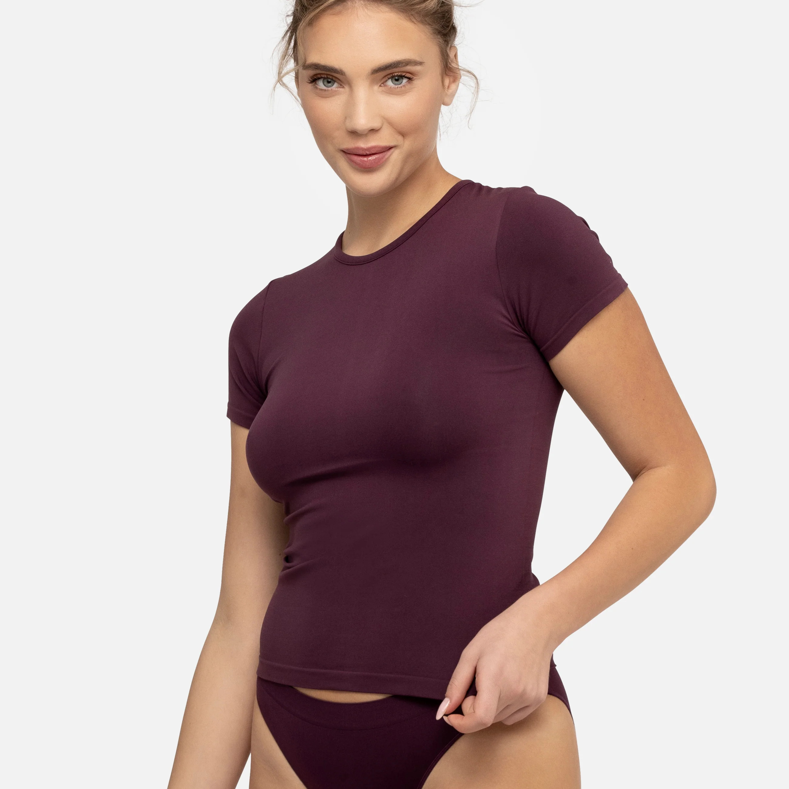 670 The Perfect T-Shirt | Underoutfit