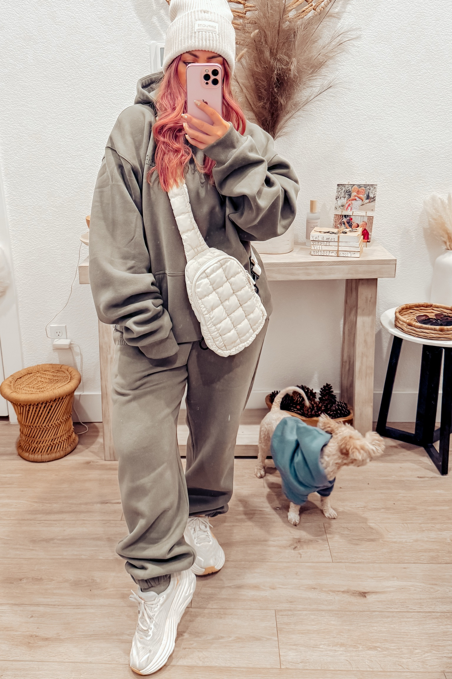 Comfrt minimalist set in olive. 🫒 

XL in both. 



#LTKGiftGuide #LTKSaleAlert #LTKFindsUnder100