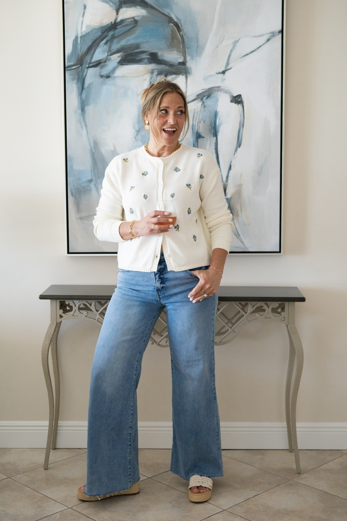 This floral cardigan is giving effortless chic. Shop the T+T x Social Threads drop!

#LTKStyleTip #LTKSummerEdit #LTKMidsize