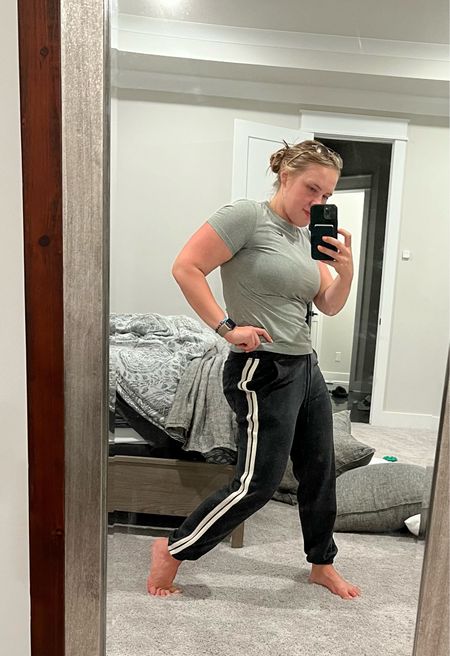 The best sweatpants ever! You can’t go wrong with this brand. True to size and I’m wearing a small here (size 4/6 in jeans). 50% off with code USA

#LTKunder50 #LTKhome #LTKstyletip