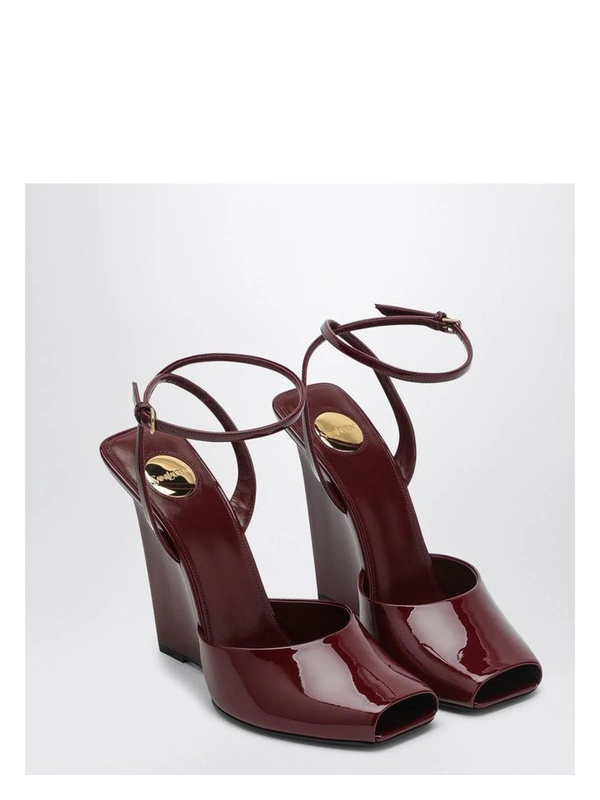 Saint Laurent Women's La Scandale Wedge In Patent Leather Sandal in Burgundy | Size 37 | 8060391TV00 Color 6117 | LOZURI