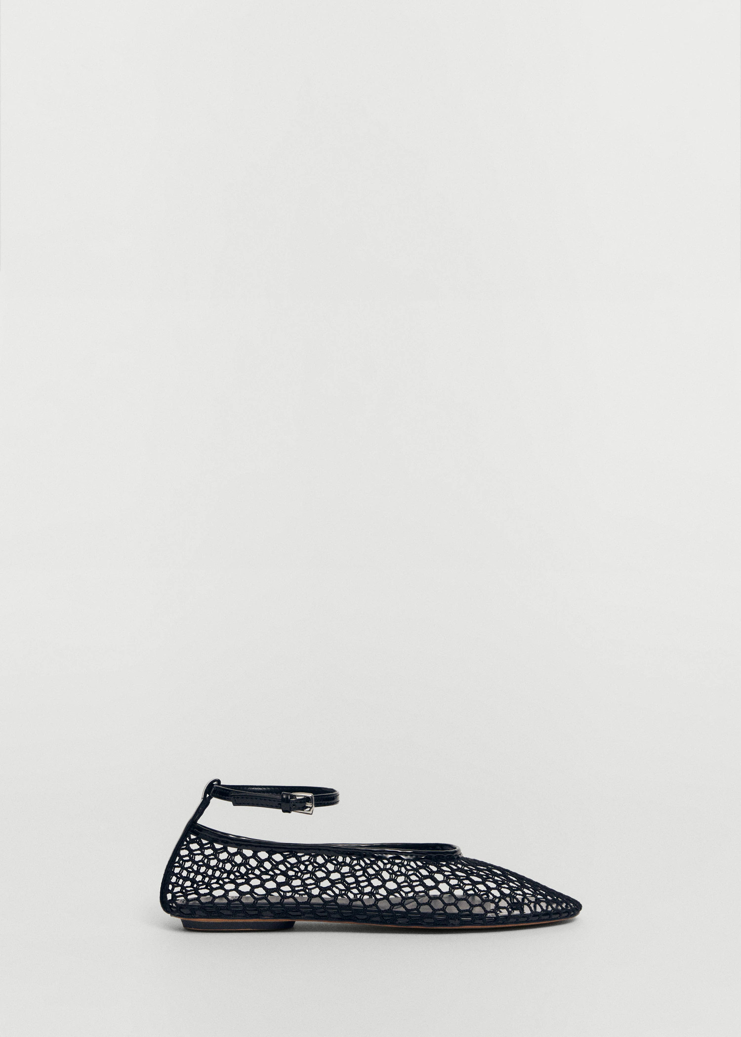 Ballet flats with mesh bracelet - Woman | MANGO USA | MANGO (US)