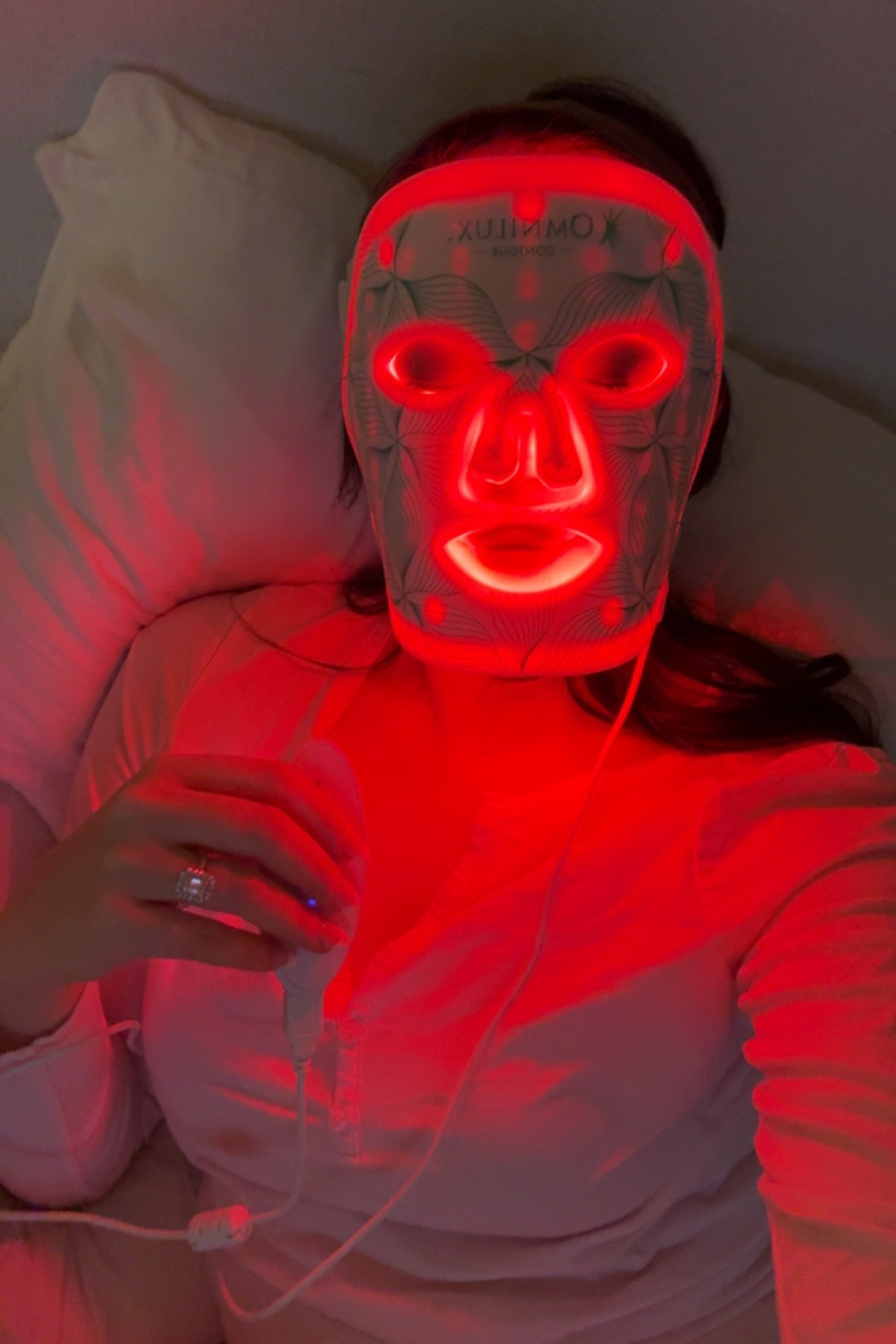 This red light face mask would make an amazing Mother’s Day gift! 

#LTKMothersDay #LTKmomlife #LTKselfcare