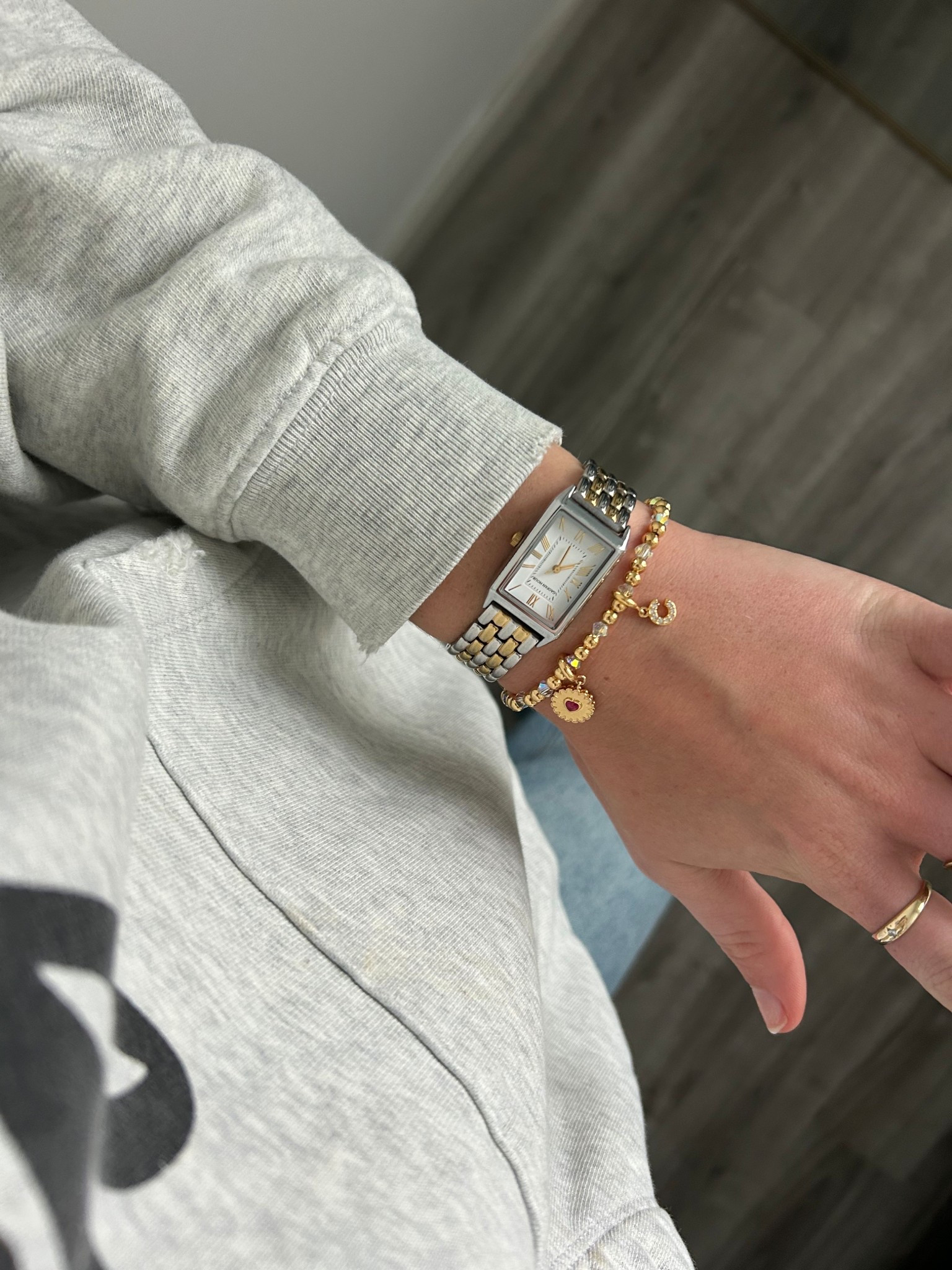 my favorite watch and it’s under $30!!

#LTKootd #LTKWorkwear #LTKSaleAlert