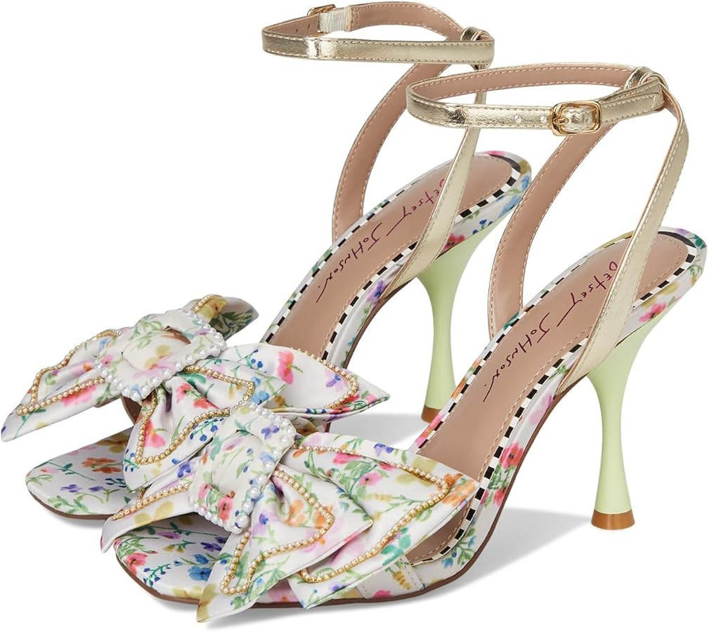 Betsey Johnson womens Denly | Amazon (US)