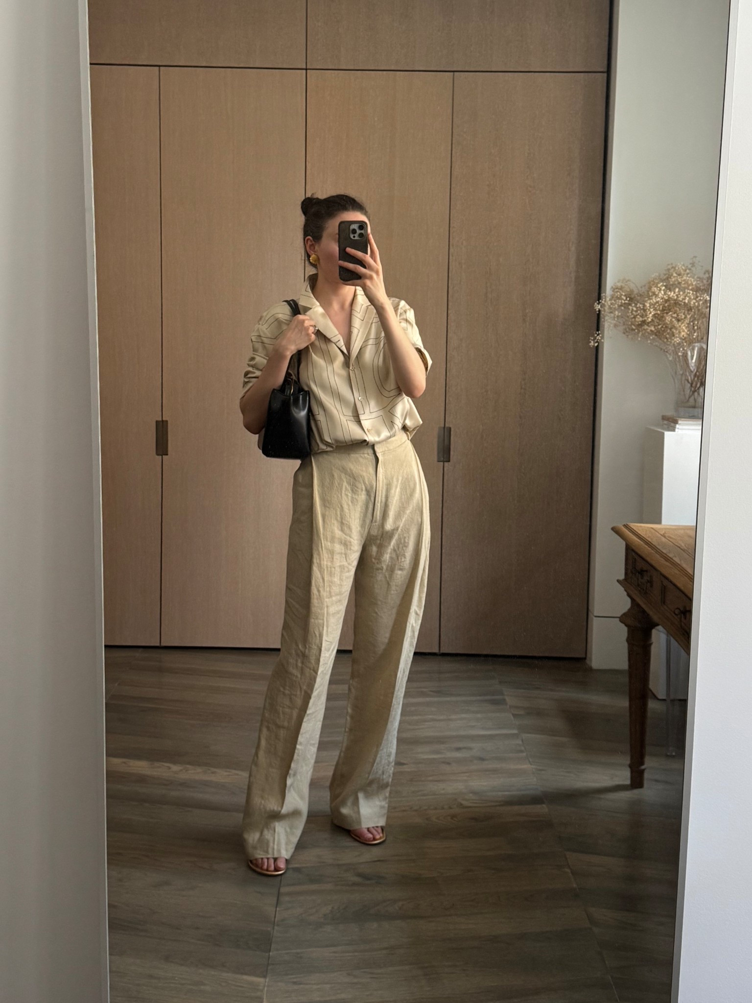 Wearing 36 top and 38 pants

#LTKShoeCrush #LTKStyleTip #LTKItBag