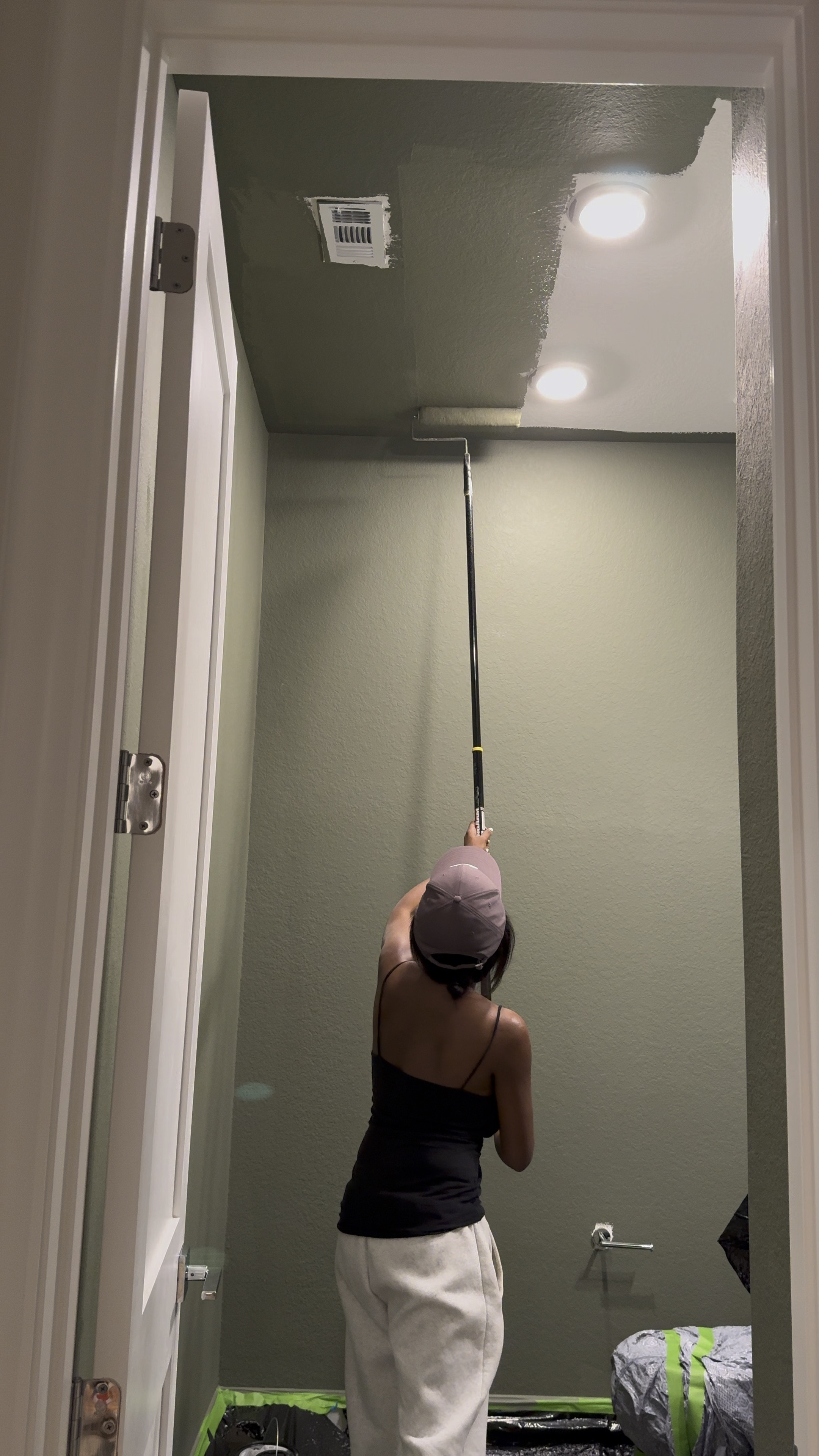 So I decided to take on this job 😆 that I’ve never done before!!! 😂 honestly thank God for this type of paint because it is forgiving - no streaks….

Midway through, I decided to paint the ceiling bc I’m going for a moody powder room….. so thanks to my hubby for getting me an extended… it made it so easy to reach from the ground… ☺️

Ok so let’s talk this color! I painted the walls in flat finish and the baseboards in satin. Shop this gorgeous color below! 🫶🏽

#LTKstyletip #LTKVideo #LTKhome