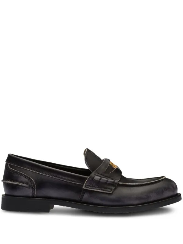 Miu Miu logo-plaque Leather Loafers | Black | FARFETCH | Farfetch Global