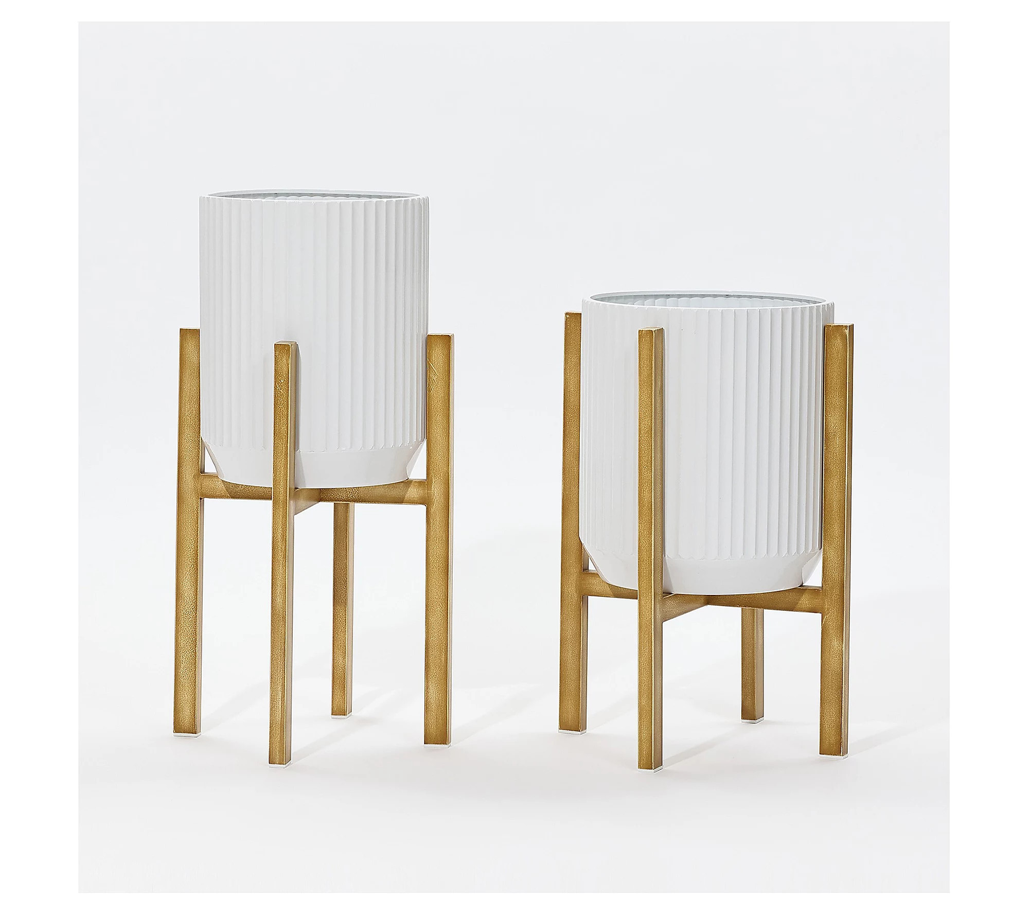 LuxenHome 2-Pc Textured Round White Metal Cache pot Planters | QVC