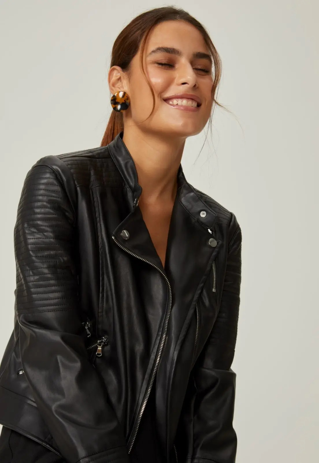 Jaqueta AMARO Couro Especial Preto | Dafiti (BR)