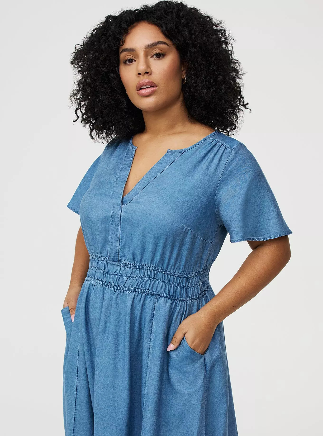 Y-Neck Chambray Maxi Dress | Torrid (US & Canada)