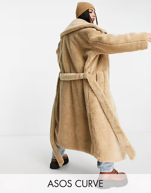 ASOS DESIGN Curve - Parka van gestikte borgvlakken met lange pasvorm in camel | ASOS (Global)