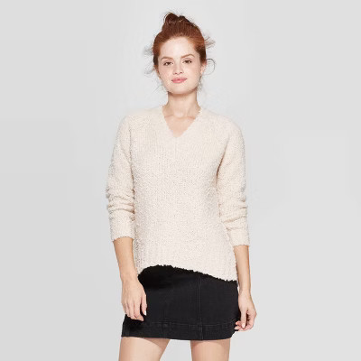 Women's Long Sleeve V-Neck Boucle Pullover - Universal Thread™ | Target