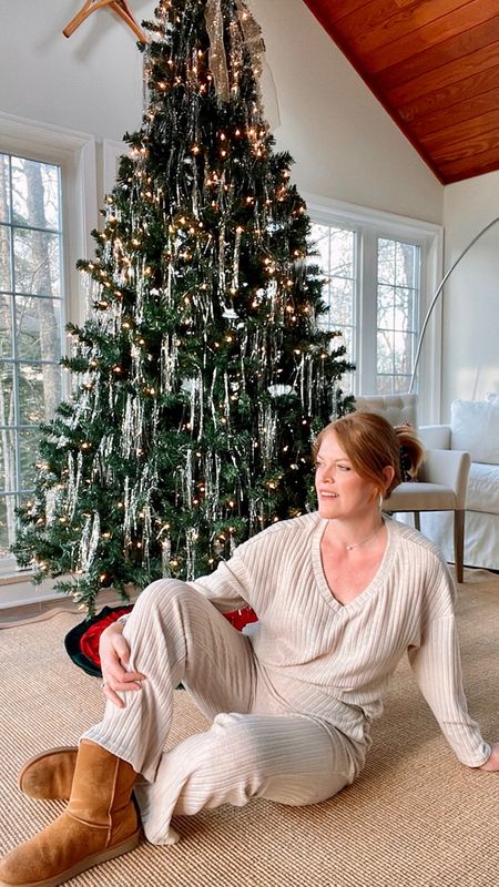 Patiently waiting for Christmas in this cozy chic lounge set. Love how soft it is and the flare pants are so cute ❤️ Use code BONCHIC10 for 10% off any order. 

https://www.shewin.com/?utm_source=sns&utm_medium=instagram&utm_campaign=bonchicstyle

#LTKSeasonal #LTKfindsunder50 #LTKfindsunder100