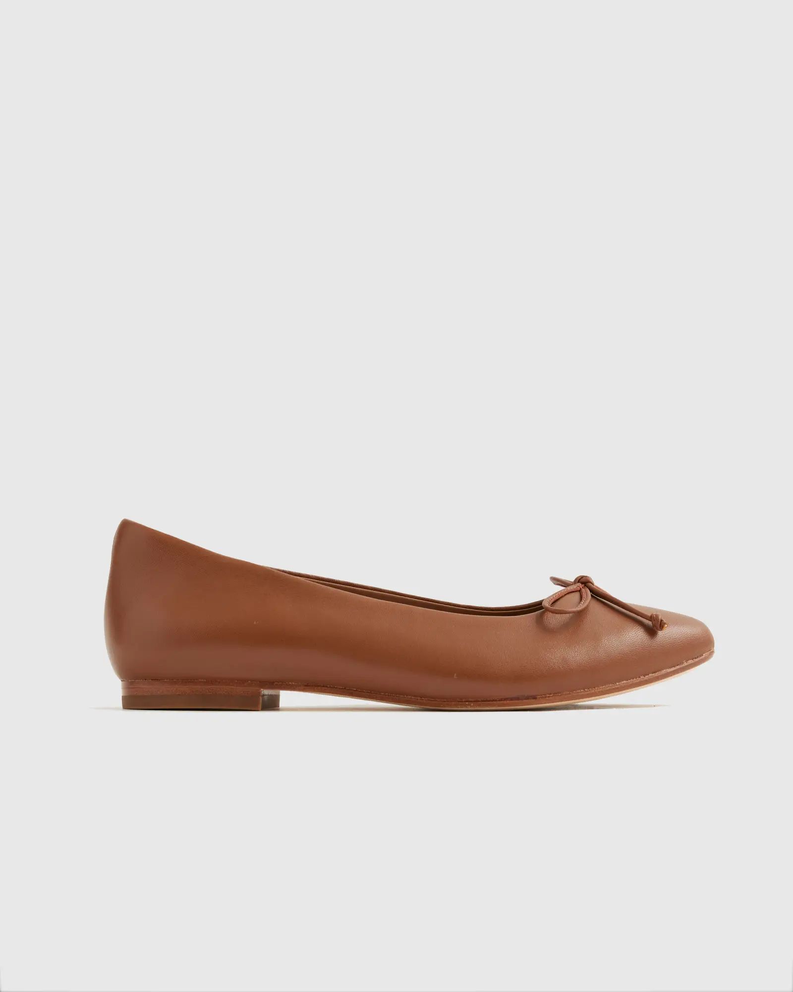 Women's Italian Leather Pointed Bow Flat | Quince