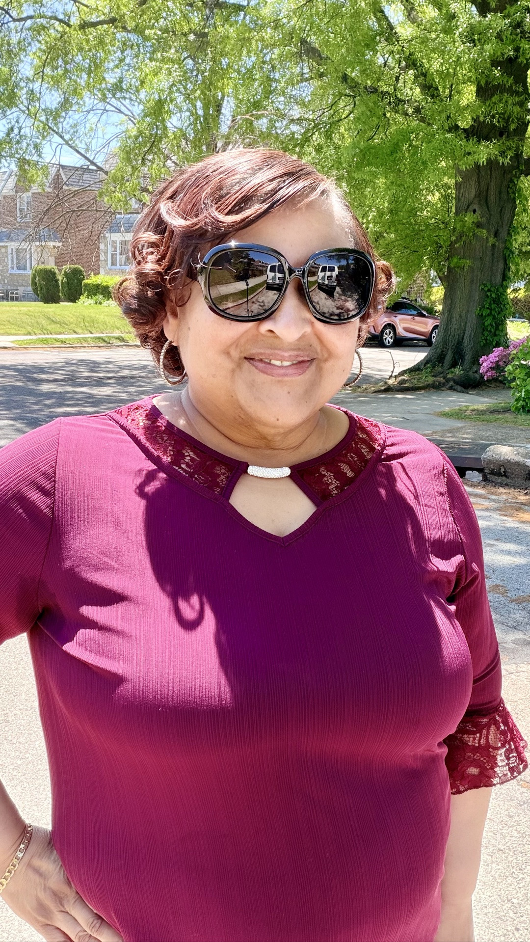 These sunnies are serving bold, bug-eye drama—in the best way. 
#gifted
They block the sun like a pro with solid UV protection, feel super comfy, and even slip right over your regular glasses. Bonus: the polarized lenses boost clarity and contrast, so everything looks extra crisp. Stylish and smart—love that for you. 😎

#LTKootd