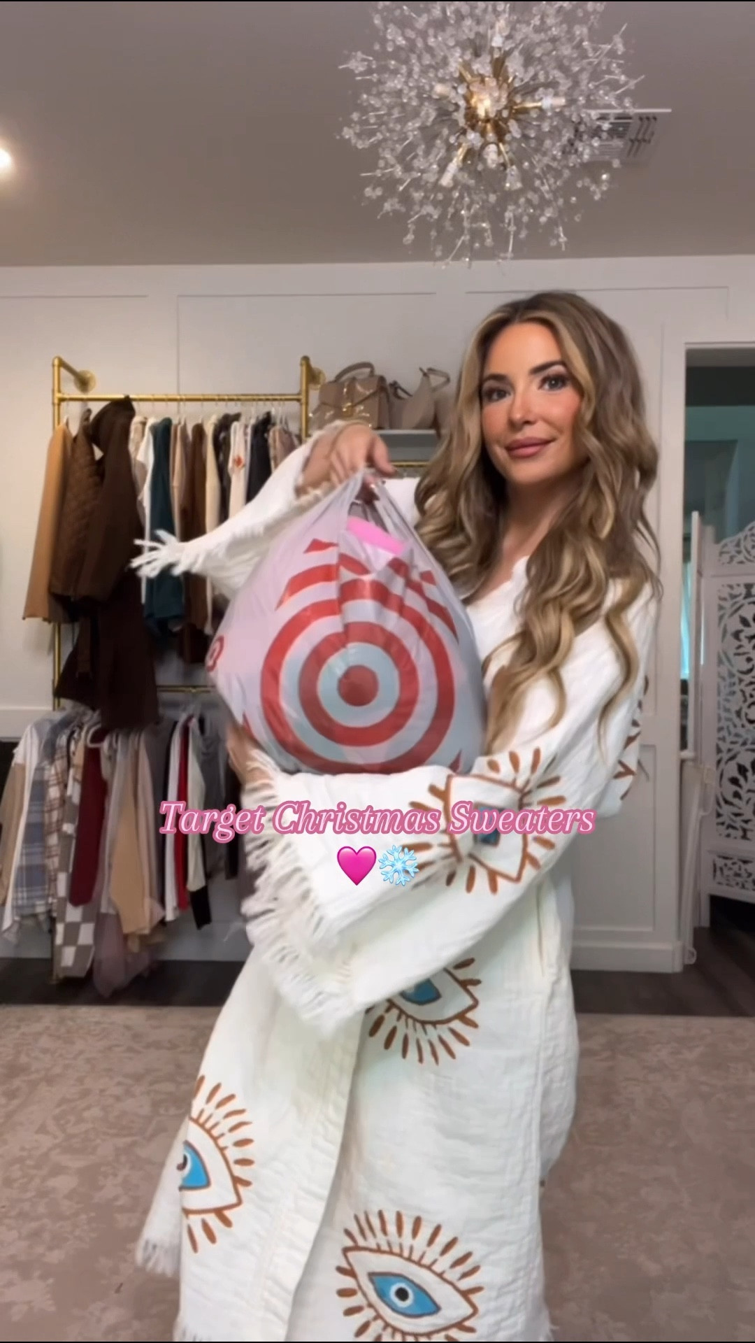 pink snowflake Christmas sweater
cozy Target winter outfit • holiday style inspo

Wearing a size large in all 3 sweaters 




#LTKHoliday #LTKSeasonal #LTKCyberWeek