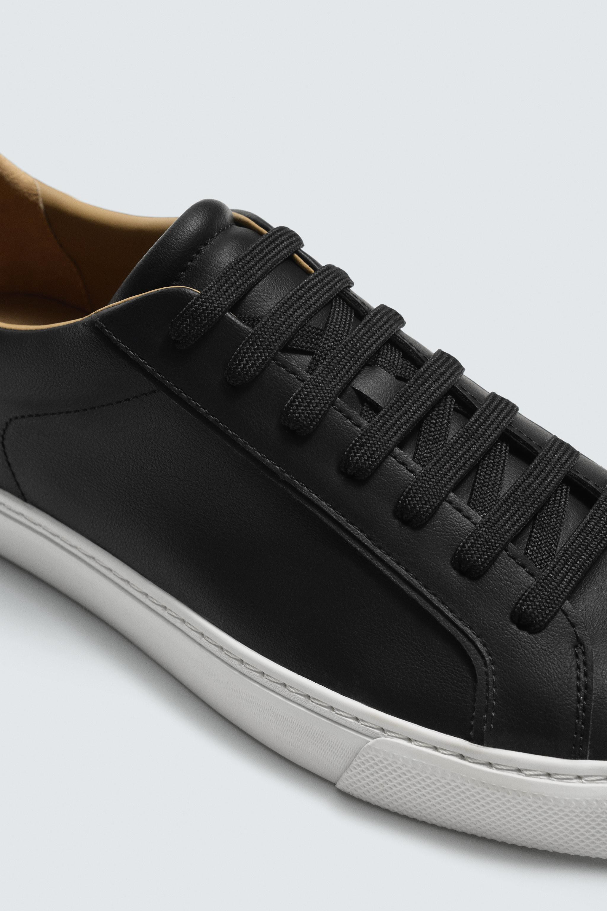 DescriptionContentsMeasurementsQuilted lace-up sneakers. Upper made with a combination of pieces.... | Zara US