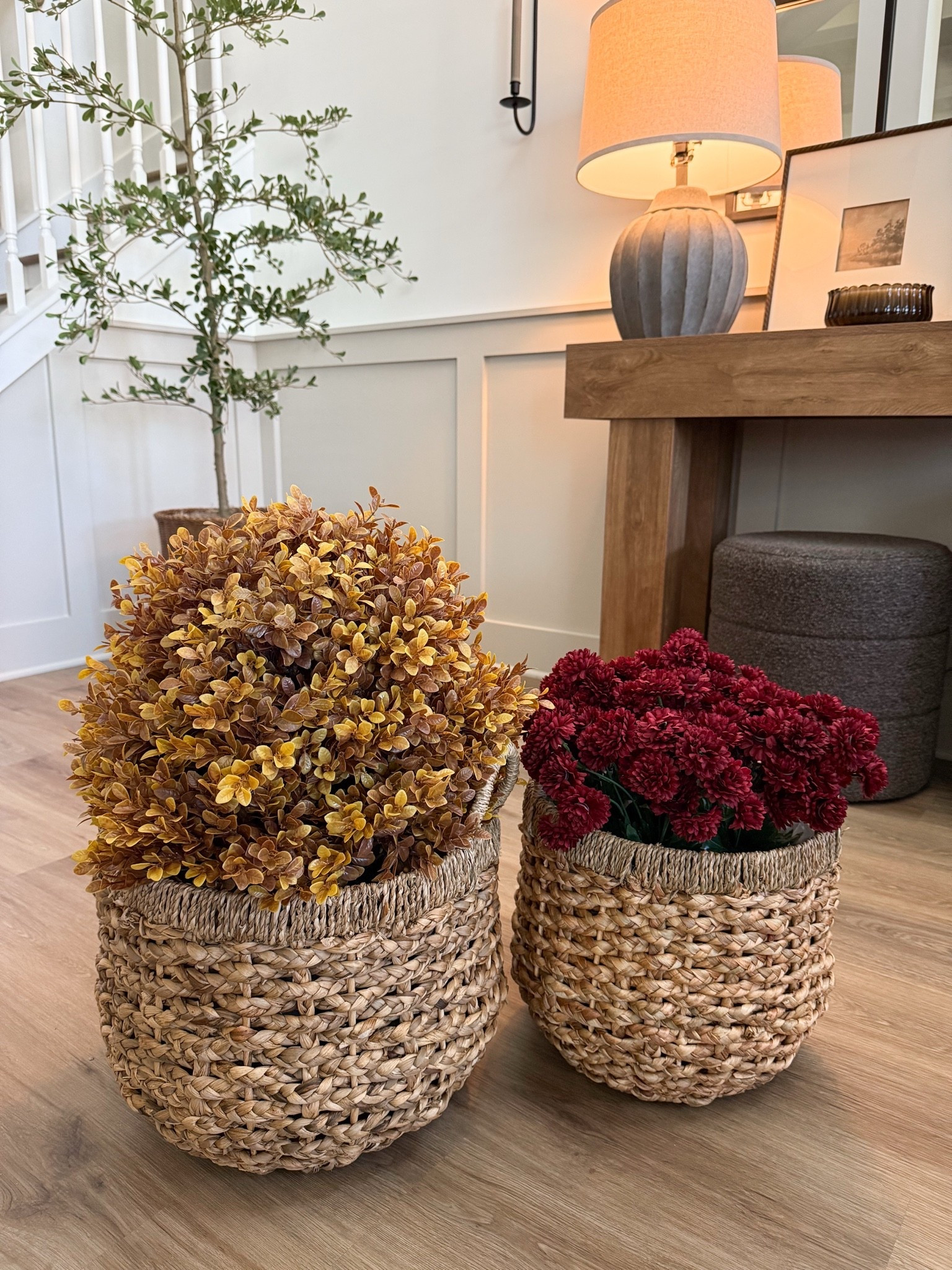 Fall for the front porch 🤎 @lowes

#LTKHome #LTKSeasonal