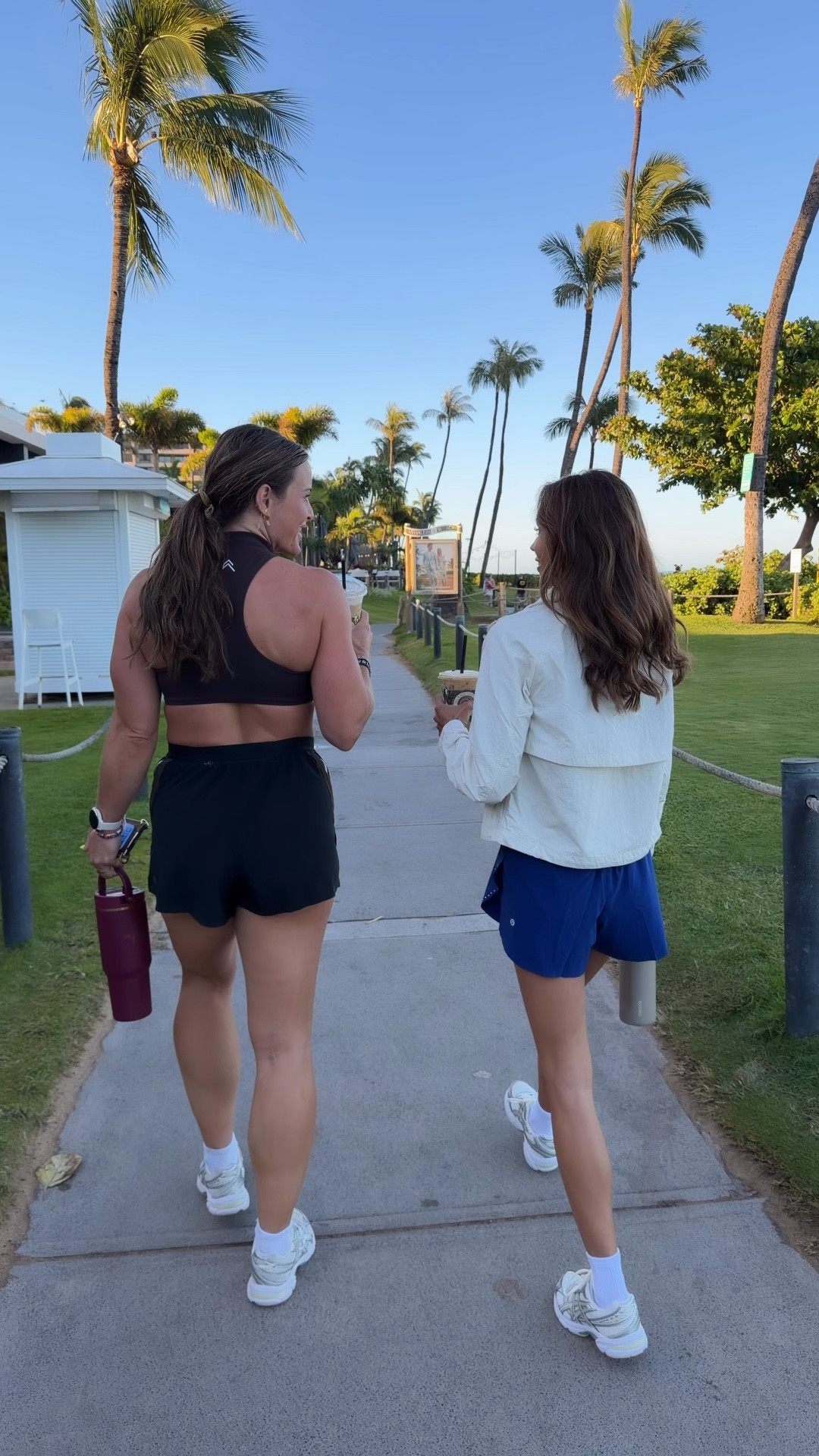 workout ootd on vacation (wearing size 0 in the jacket)

#LTKTravel #LTKActive #LTKootd