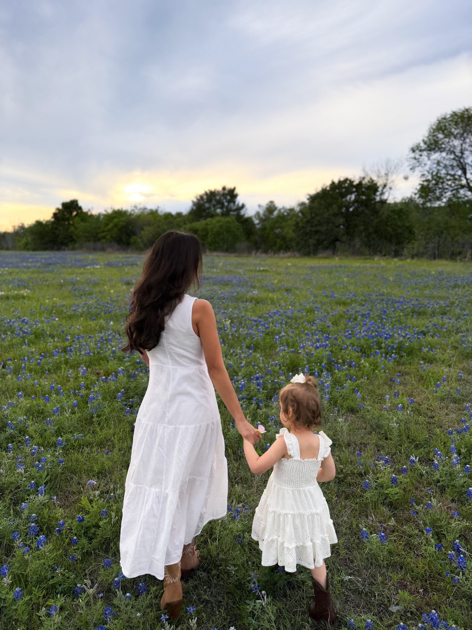 Family photos
Summer white dress
Women’s linen dress 
Toddler girl eyelit dress 
Amazon finds

#LTKootd #LTKKids #LTKmomlife