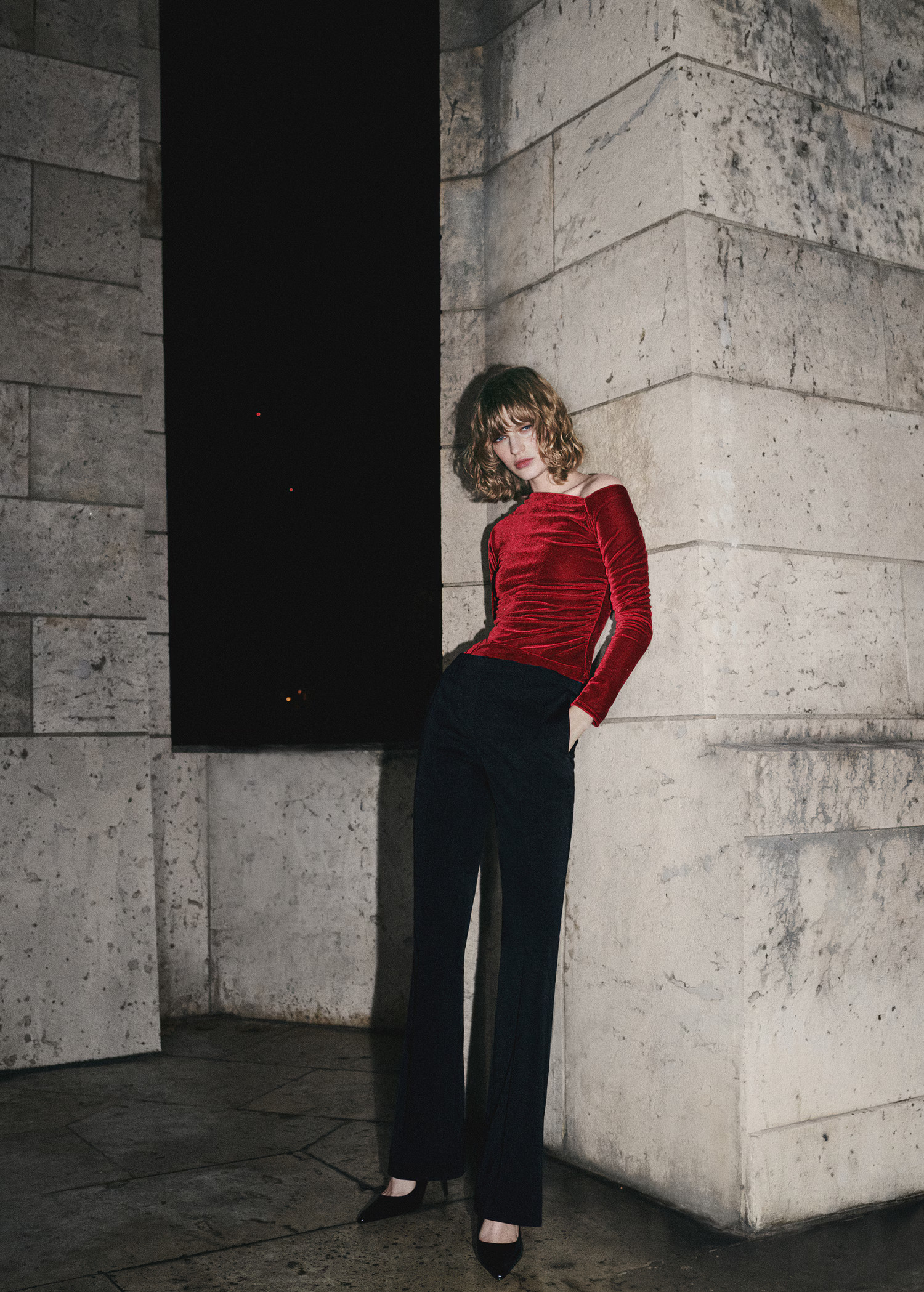 Asymmetric velvet top - Women | MANGO United Kingdom | MANGO (UK)