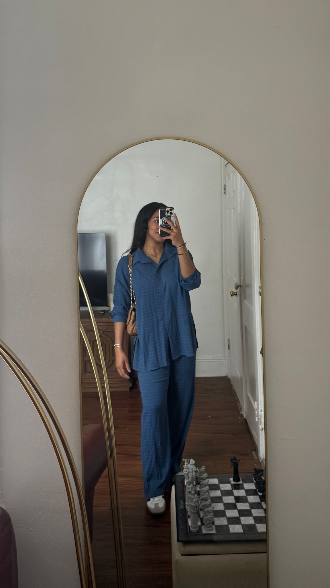 When in doubt, a set  always do! I love this set soo much that I have it in two other colors 🫣 so simple yet so comfortable and classy. Can be dressed up and down. And it’s super hyper mega affordable 🤍

#LTKBeauty #LTKWorkwear #LTKStyleTip