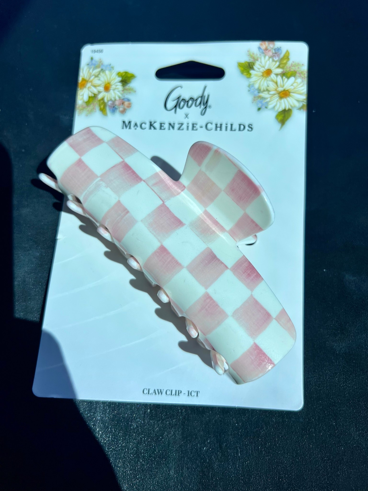 Goody x Mackenzie - Childs pink check claw clip
Target finds
Hair accessories 
Spring
Summer 

#LTKSpringSale #LTKselfcare #LTKBeauty