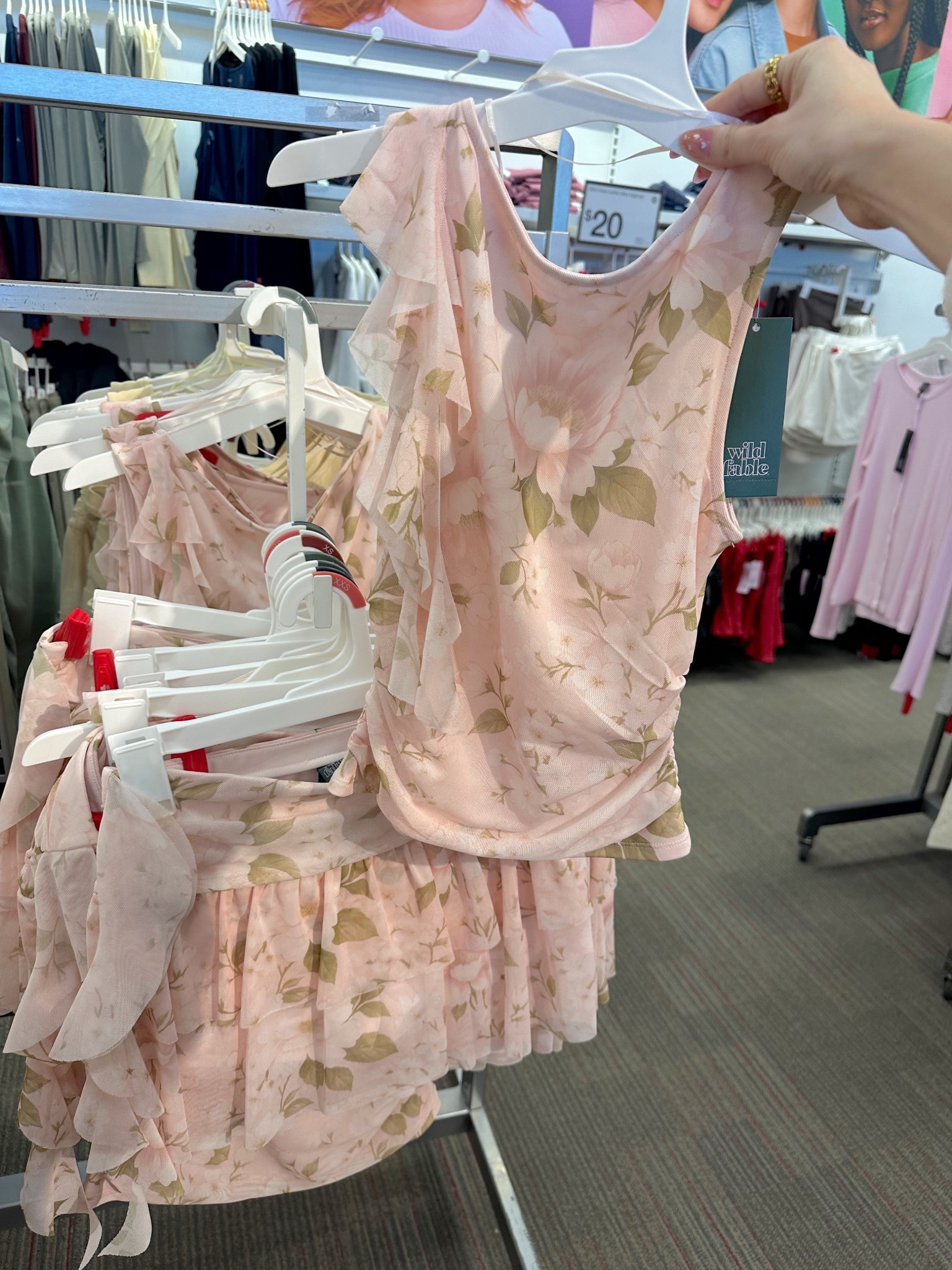 This floral Wild Fable mesh outfit 💐✨