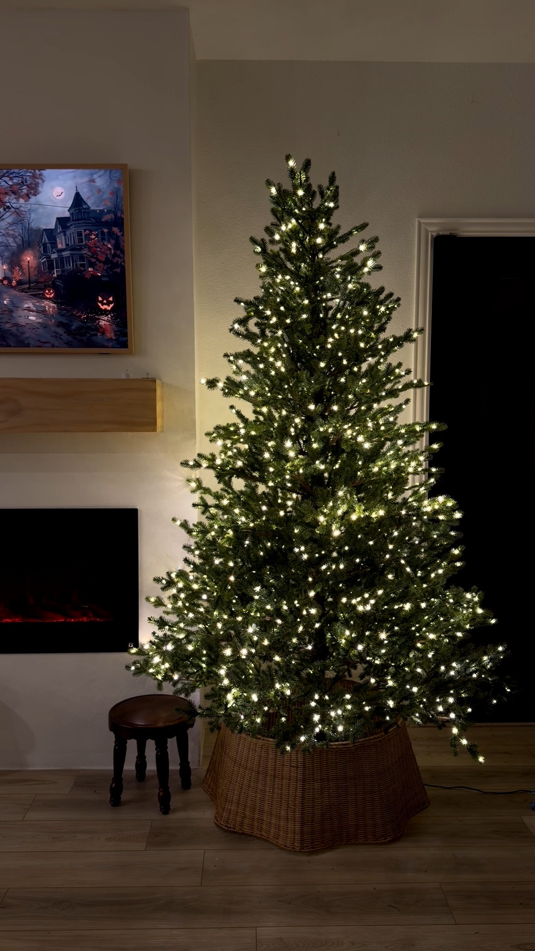 Home Depot Elegant Twinkling grand fir in 7.5ft

#LTKSeasonal #LTKHoliday