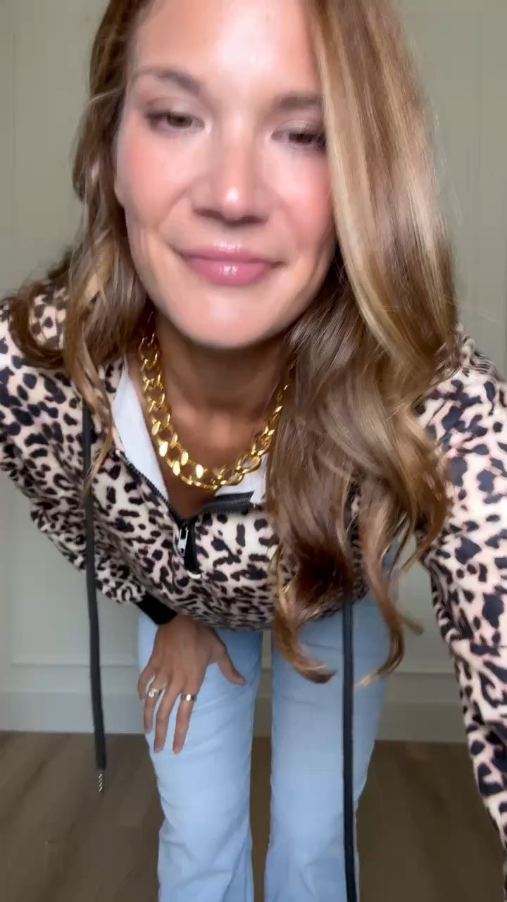 This leopard print pullover is made for casual fall days. I love the relaxed fit with jeans or leggings when you want something comfy that still has a little personality.

leopard print pullover, leopard sweatshirt, casual fall outfit, fall pullover, cozy sweatshirt, tall girl style, everyday outfit, fall fashion, comfy fall outfit, animal print top, StangandCo

#LTKootd #LTKSeasonal #LTKTall
