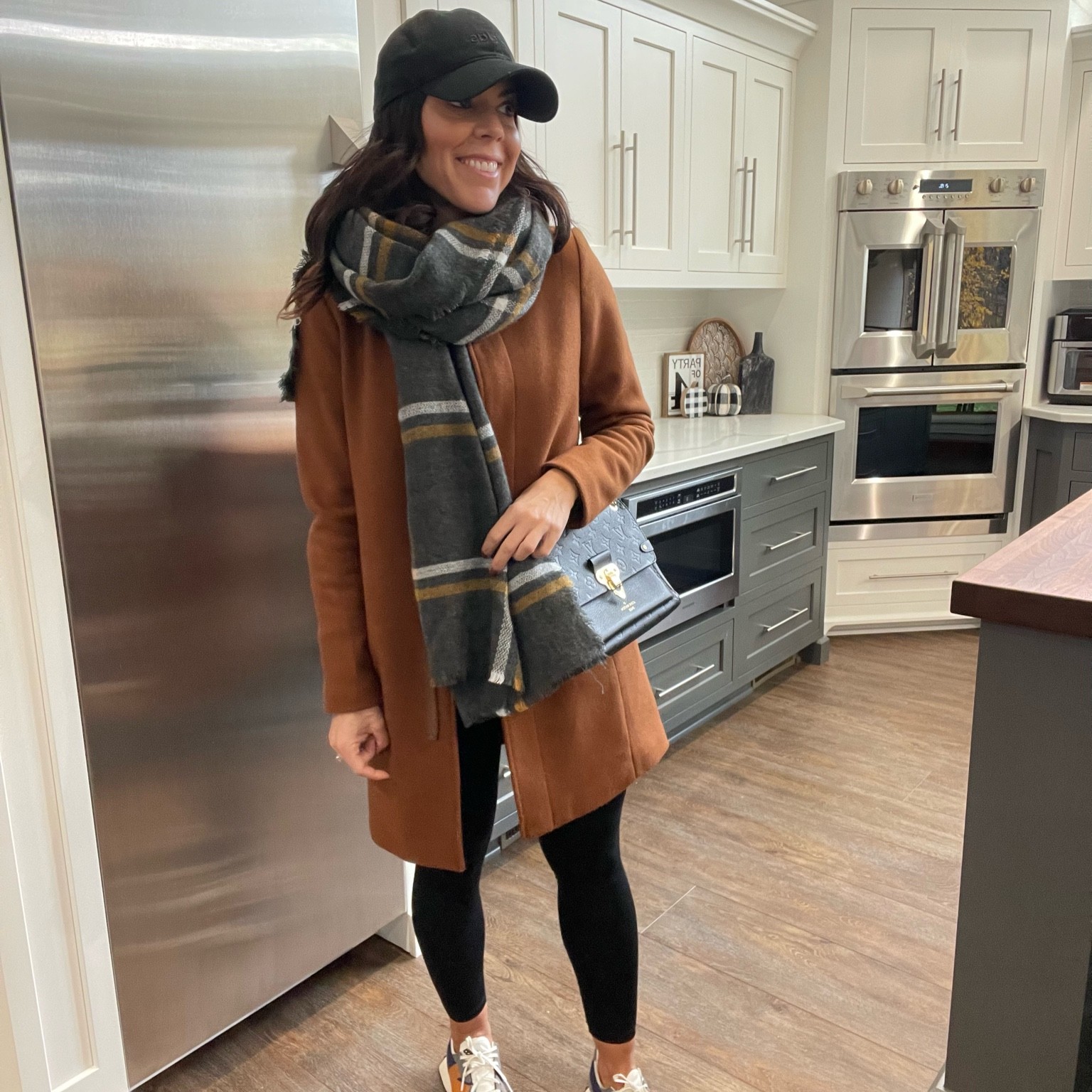 Pinterest Looks, part 2
Leggings run TTS
Sneakers TTS
