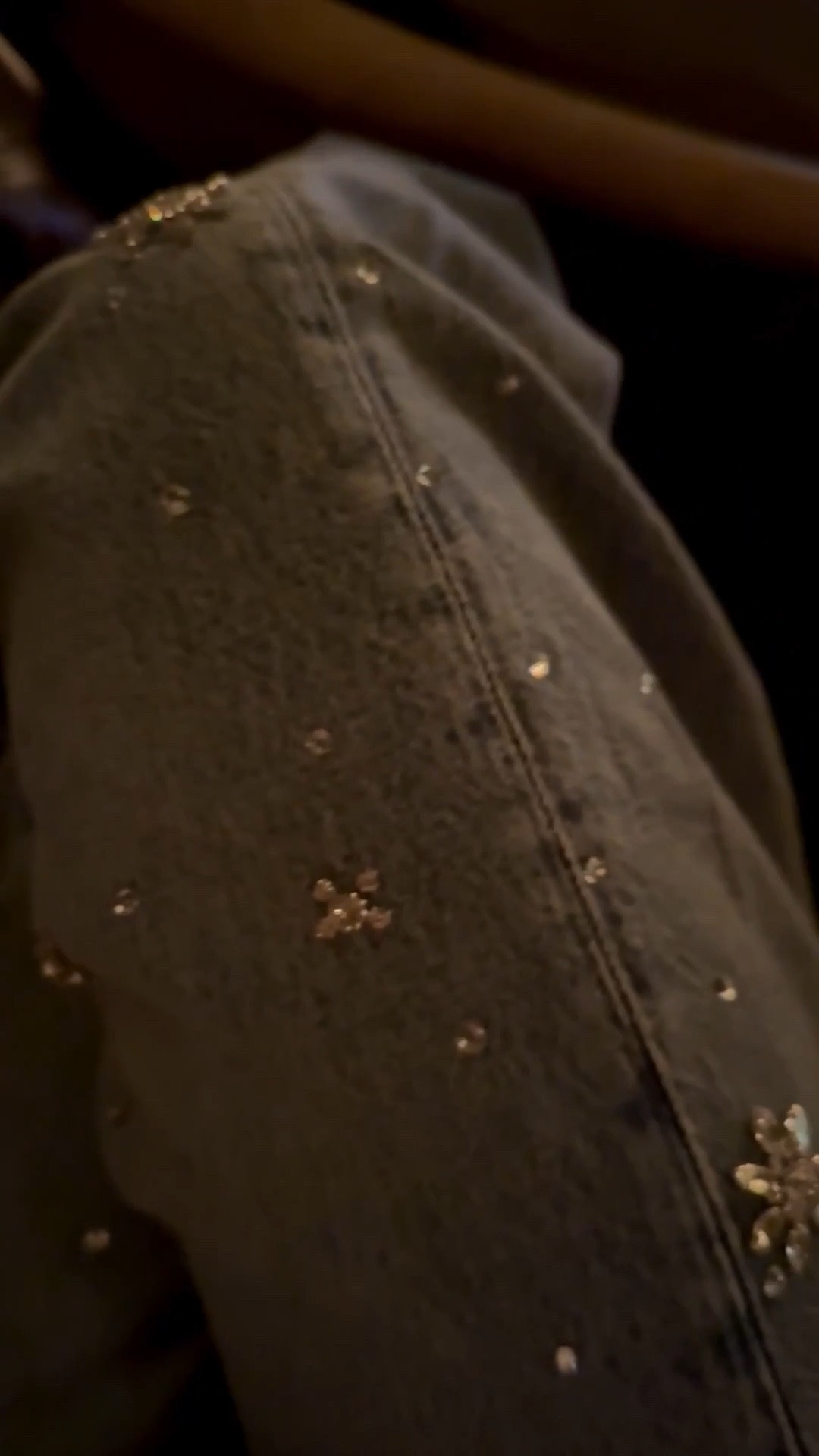 These jeans are unreal! Perfect pop of sparkle and so well done! 

Denim. Jeans  

#LTKgrwm #LTKootd