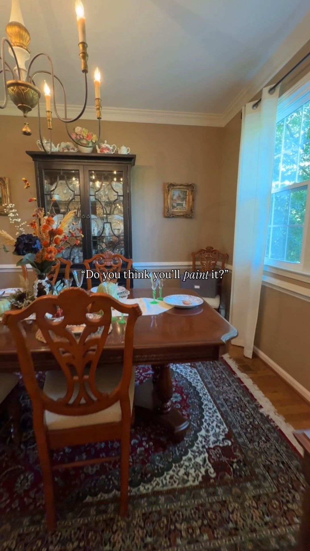 Christmas Dining Room || holiday hosting | Christmas dinner | dining room transformation || neutral dining room | warm white living room 

#LTKHome #LTKdayinmylife #LTKHoliday