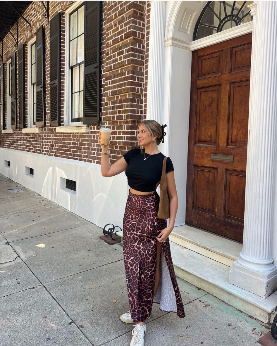 Leopard Print Skirt Outfit for Fall

Sneakers, Fall Fashion, Fall Outfit, Skirt, Charleston Outfit 

#LTKSeasonal #LTKFindsUnder100 #LTKStyleTip